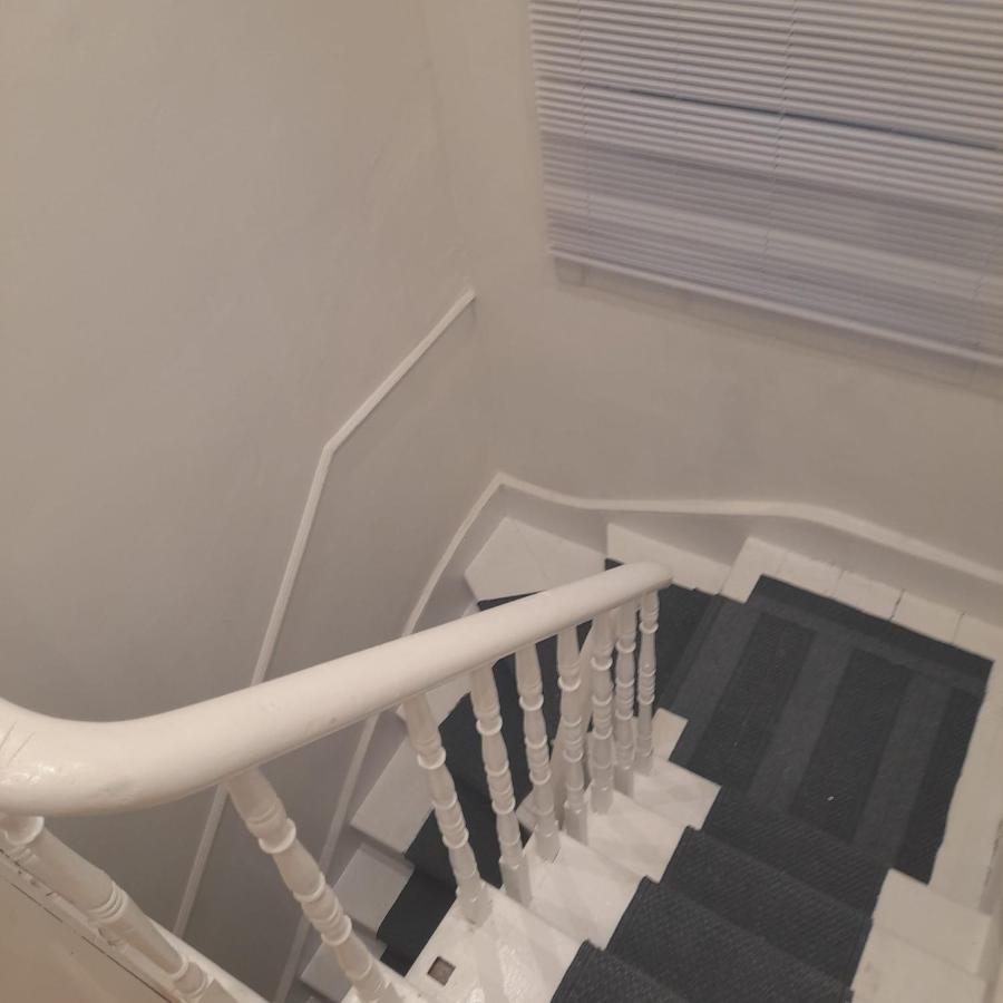 Self-Contained Flat On The 2Nd Floor You Will Share With One Other Guest, In A Family House 2 Minutes Walk From Tufnell Park Station 2Nd Floor With Stairs London Exterior photo